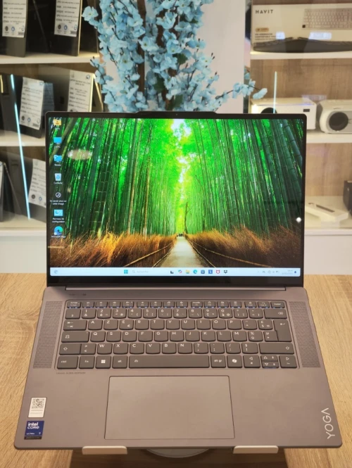 (VENDU) Lenovo Yoga Slim 7 15ILL9 Ultra-7 258V 32Go DDR5 512GB NVMe 15,6" 2,8K IPS TACTILE