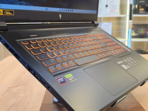 ACER NITRO V17 AI RYZEN 7 260W 16G 1T SSD RTX 5060 8G 17.3'' QHD 144HZ WIN11
