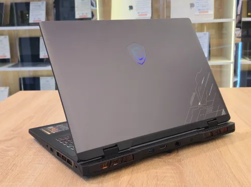 LAPTOP MSI CROSSHAIR 16HX AI ULTRA7-255HX 16G 512G SSD RTX5070 8G 16' 240HZ /WIN11