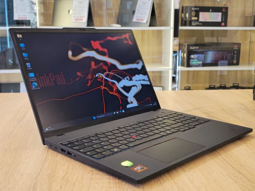 LAPTOP LENOVO THINKPAD P16S GEN-4  RYZEN 7 PRO 350 /32G/512G SSD/RADEON 860M/16'' WUXGA/ WIN11