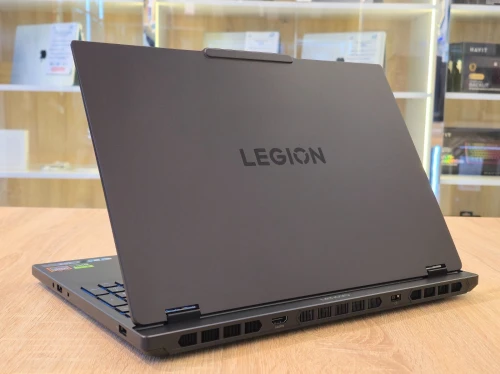LEGION 5 15AKP10 RYZEN AI 7 350w 24G RAM 1T SSD RTX 5070 15.1'' OLED 165HZ WIN11
