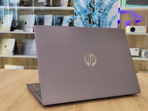 HP PAVILLION 16-AG  RYZEN 5-8540U W/8G/512G SSD/RADEON 740M/16'' IPS/WIN11 NEW SANS BOITE
