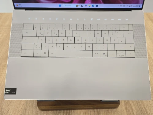 (VENDU) DELL XPS 16 9640 ULTRA 7-165H 32G 1T SSD RTX 4060 8G 16.3" 120HZ IPS