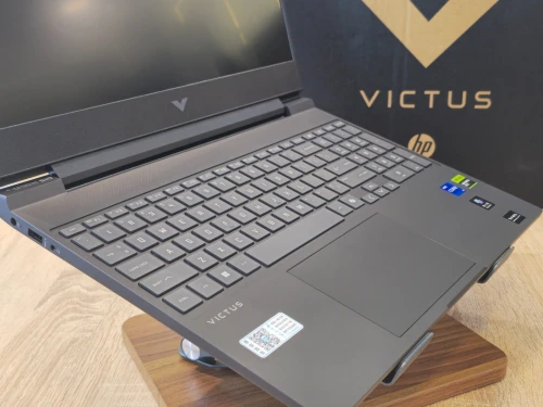 (VENDU) HP VICTUS GAMING I7-13620H 16G 1T SSD RTX 5060 8G 15.6'' IPS 144HZ SOUS EMBALLAGE