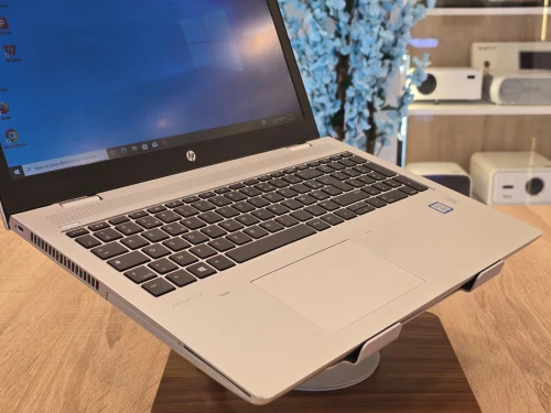 HP ProBook 650 G4 i5-8350U 8Go 256GB NVMe 15,6" FHD IPS