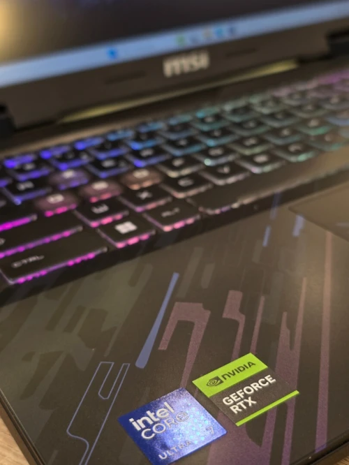 (VENDU) MSI PULSE 16AI ULTRA-7 155H 16G 512G NVME RTX4070 8G 16' 240HZ WIN11