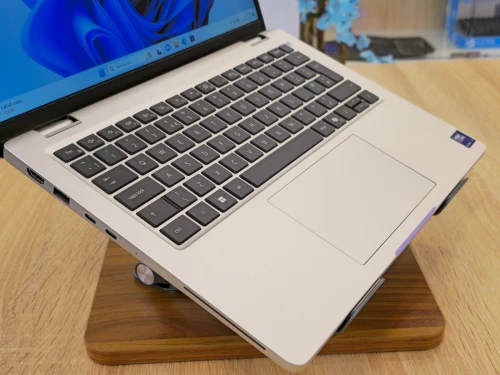 (VENDU) DELL PRO 14 PLUS PB14250 ULTRA 7 255U 32G 512 SSD 14 FULL HD