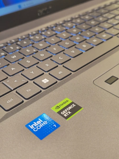 (VENDU)ACER ASPIRE 17 ULTRA 7 150U 32G 1T SSD RTX 2050 17.3'' FHD WIN11