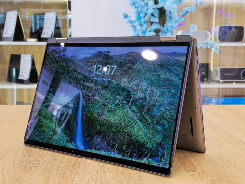 (VENDU) Dell Latitude 7450 2in1 Ultra 7 165U 32G 512G SSD 14" IPS TACTIL 360
