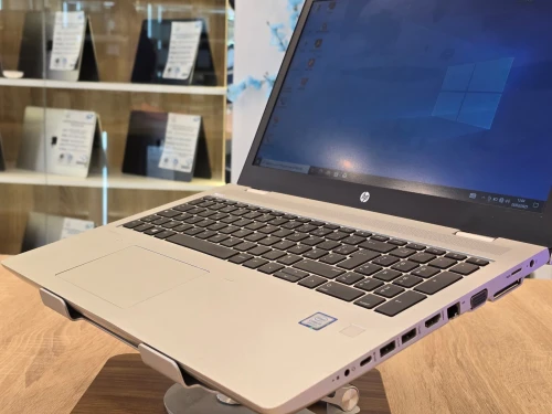 (VENDU) HP ProBook 650 G4 5-7300U 8Go 256GB 15,6"INCH