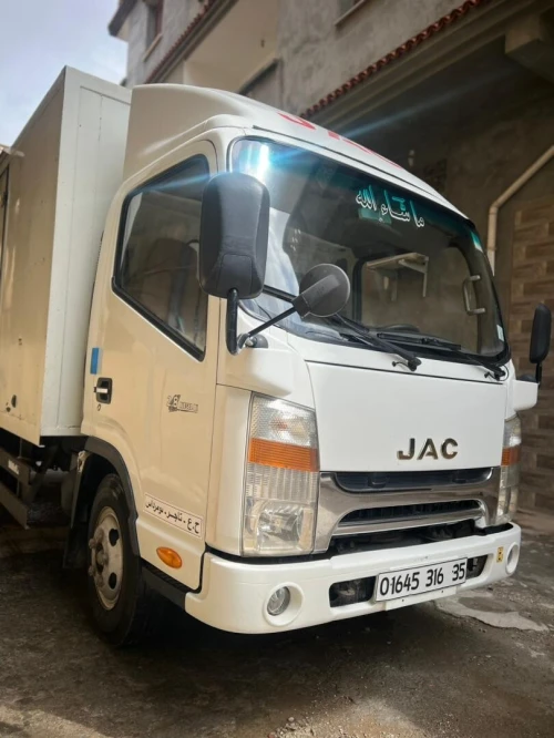 JAC CAMION 2016