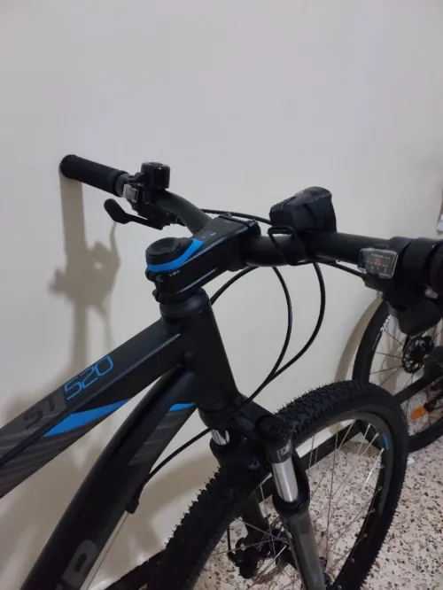 Vélo VTT Rockrider ST 520 27.5.