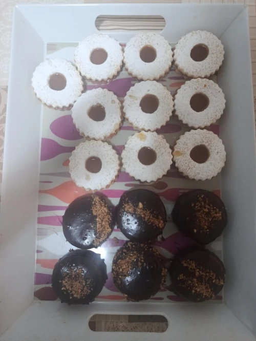 Gâteau Oriental et gâteau pour L'Aid