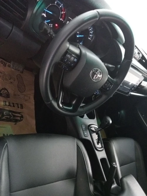 Toyota Hilux 2022 LEGEND DC 4x4 Pack Luxe