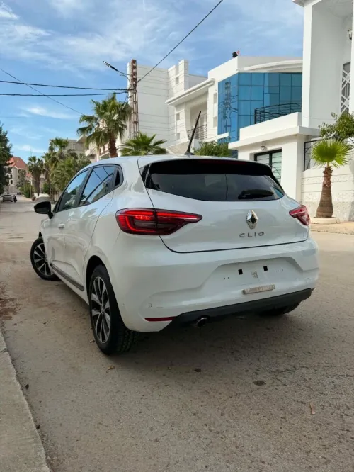 Renault Clio 5  2023 Evolution