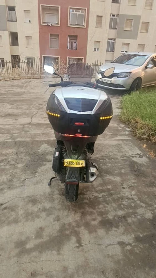 Vmax 300 2025