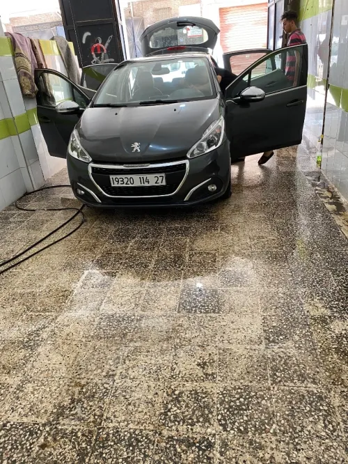 Renault 208 2014 Facilift