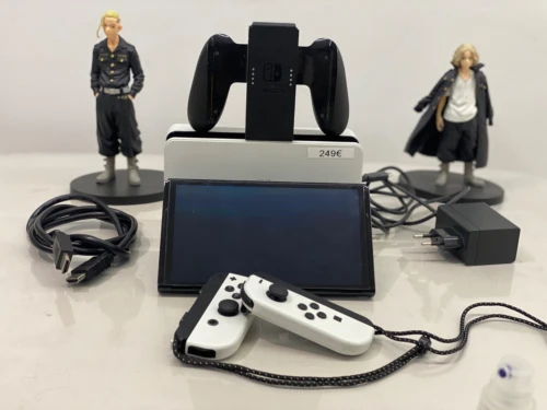 Nintendo Switch Oled online full accessories