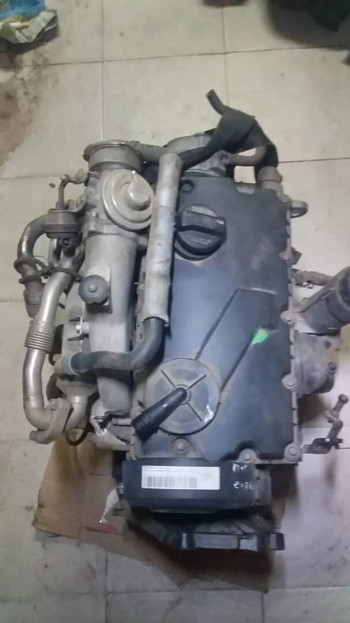 A Vendre  Moteur VW 1.9 tdi 115