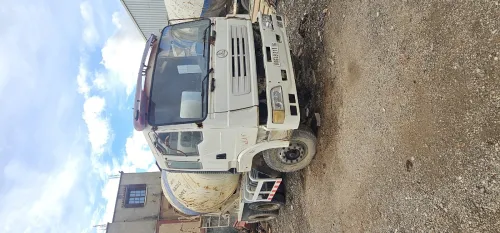 Camion Malaxeur sany 8m2 2011