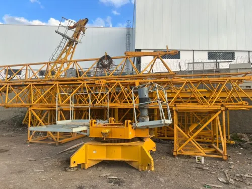 Grue fixe bâtiment Vente et montage et réparation 2015