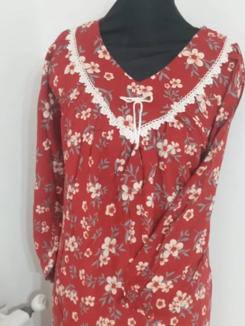Robe haut brodé