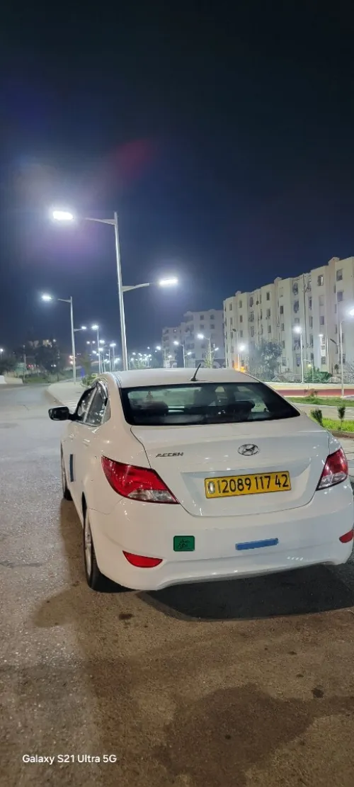 Hyundai Accent RB  4 portes 2017 Accent RB  4 portes