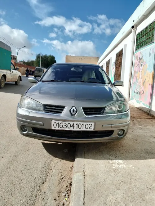 Renault Laguna 2 2001 Initial paris