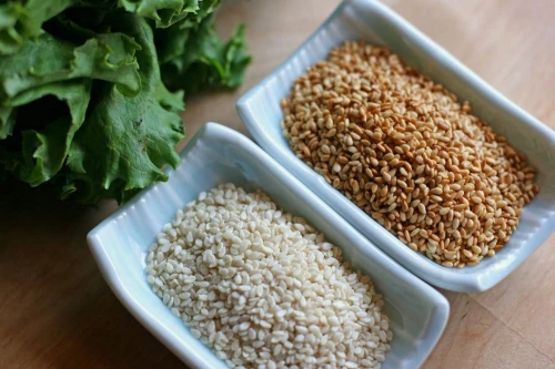 Sésame : grain complet ou décortiqué-grain grillé-sésame noir-farine déshuilée زريعة الجنجلان/ سمسم