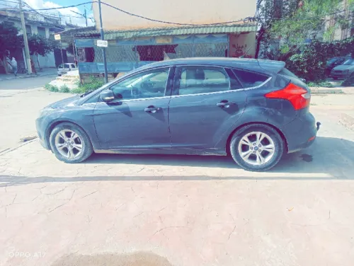 Ford Focus 5 portes 2015 Titanium