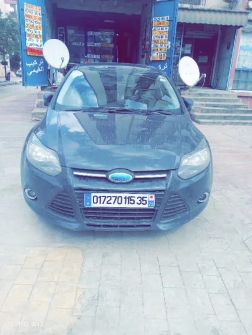 Ford Focus 5 portes 2015 Titanium