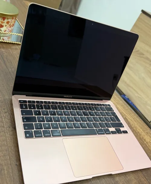 Macbook M1 rose gold