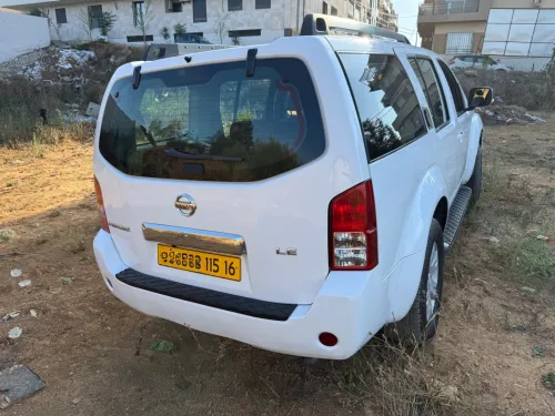 Nissan Pathfinder 2015 Platinium