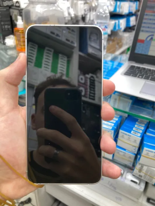 Samsung S24
