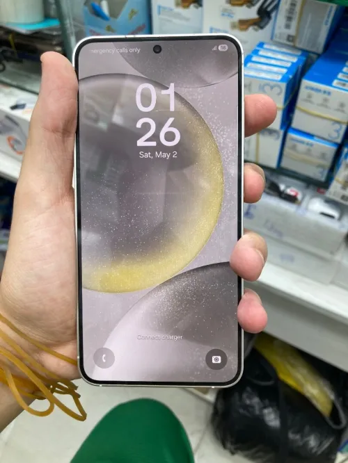 Samsung S24