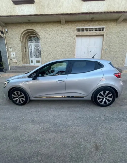 Renault Clio 5  2023 Evolution