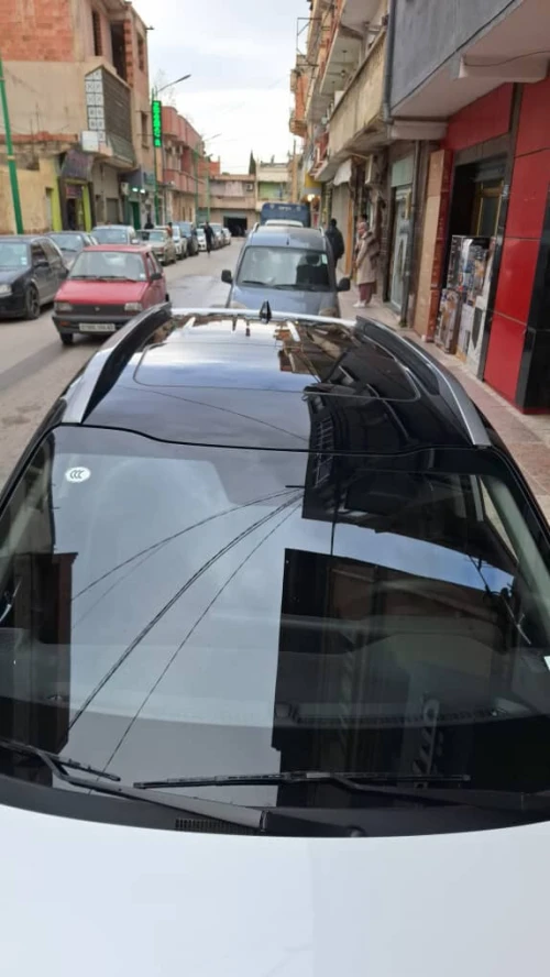 Kia Sonet  2025 sonet comfort edition