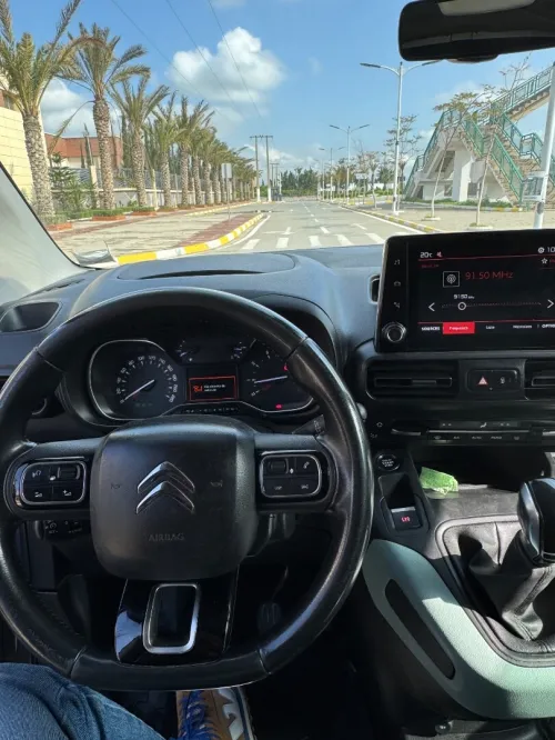 Citroen Berlingo 2021 Live