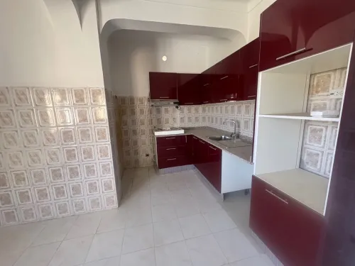 Location Appartement Niveau de villa F5 Alger Hydra