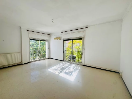 Location Appartement Niveau de villa F8 Alger Hydra