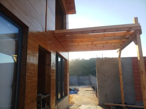 Construction des chalets et bungalow et Kiosque en bois 