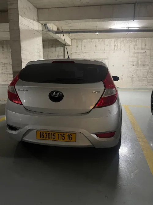 Hyundai Accent RB  5 portes 2015 Préstige