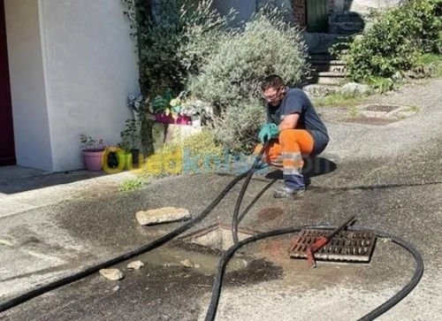 تنضيف جميع قنوات الصرف الصحي 