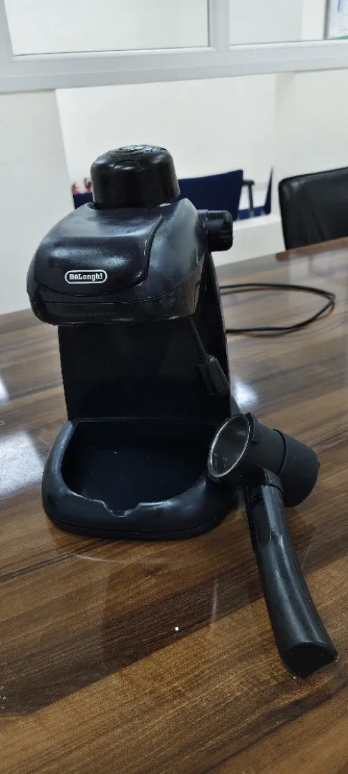Delonghi آلة قهوة