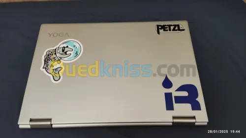 LENOVO YOGA 730 15IKB i7 8550U 16Go 128Go SSD Tactile gtx1050 4go