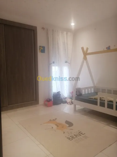 Location Appartement F4 Alger Cheraga