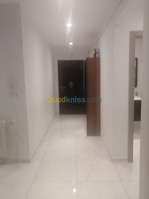 Location Appartement F4 Alger Cheraga