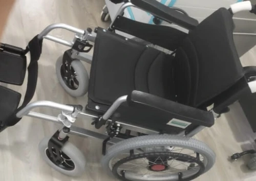 Fauteuil roulant électrique 