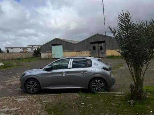 Peugeot 208 2022 Allure