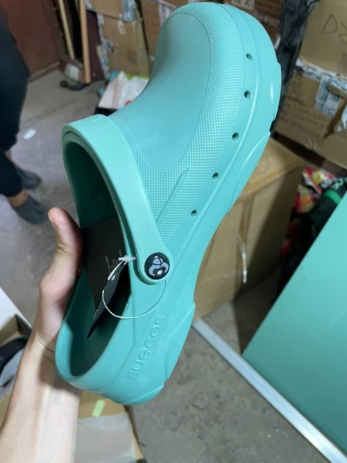 Clogs medical suecos